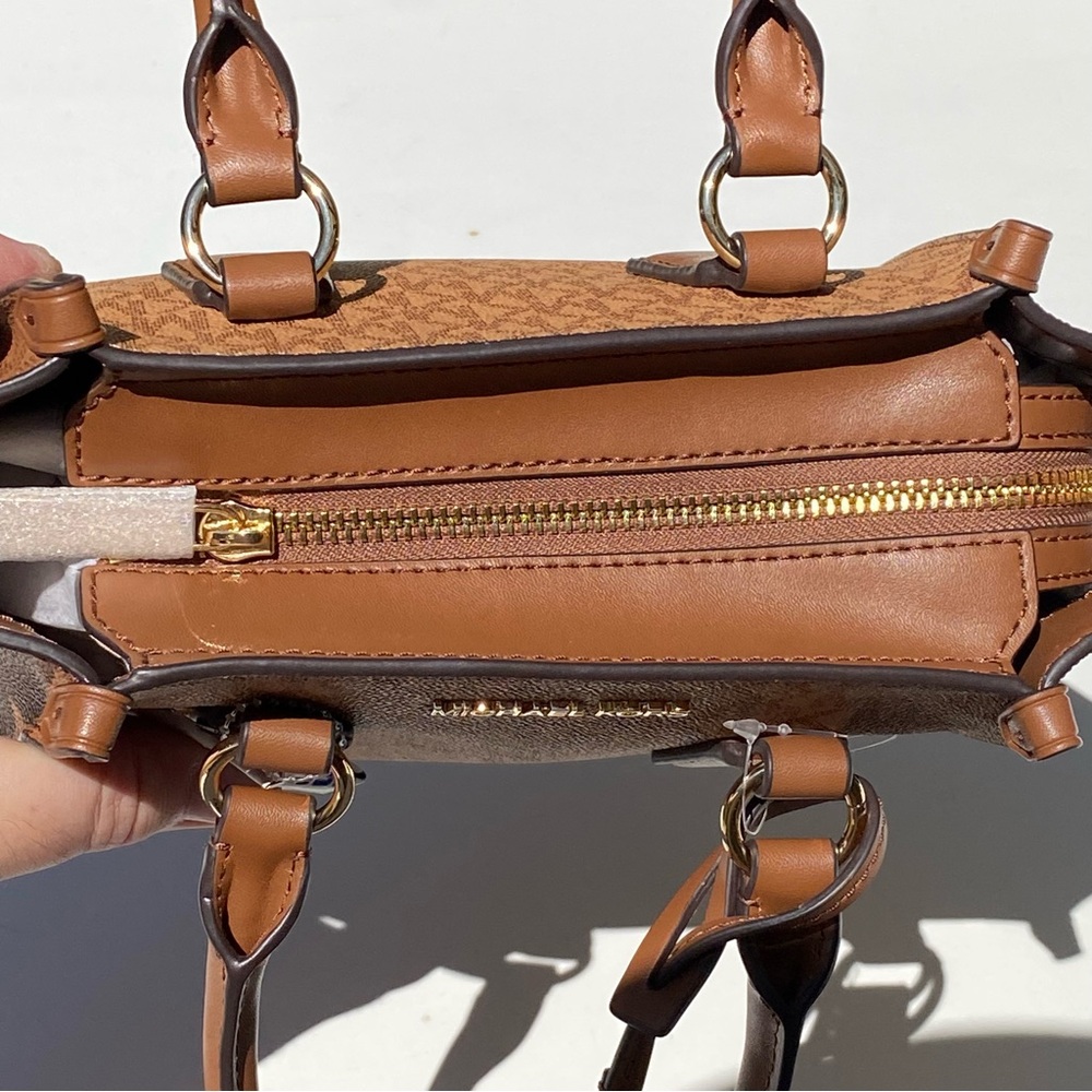 NWT MICHAEL KORS Kris Crossbody Monogram Satchel in Brown and Tan - Picture 6 of 10